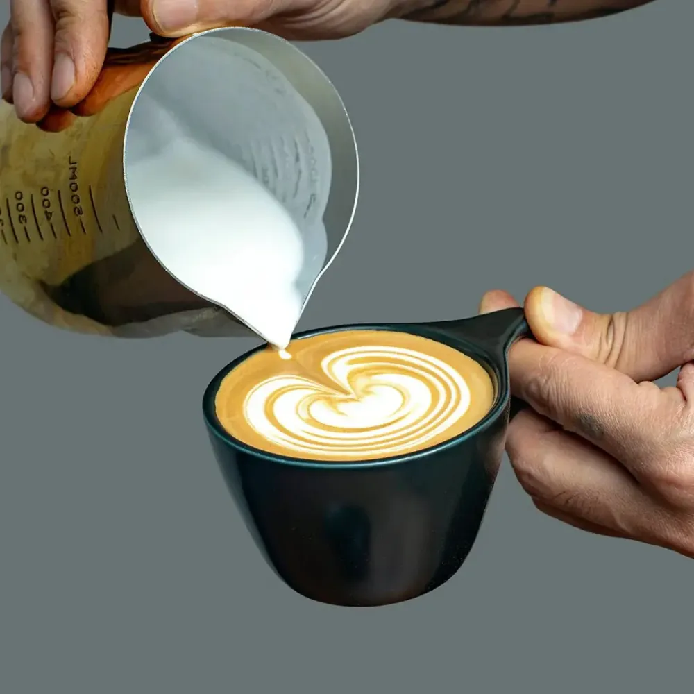 Lino liten cappuccino kopp 150ml med skål - svart