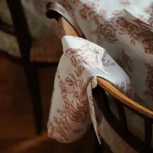WHIMSICAL ROSE NAPKIN