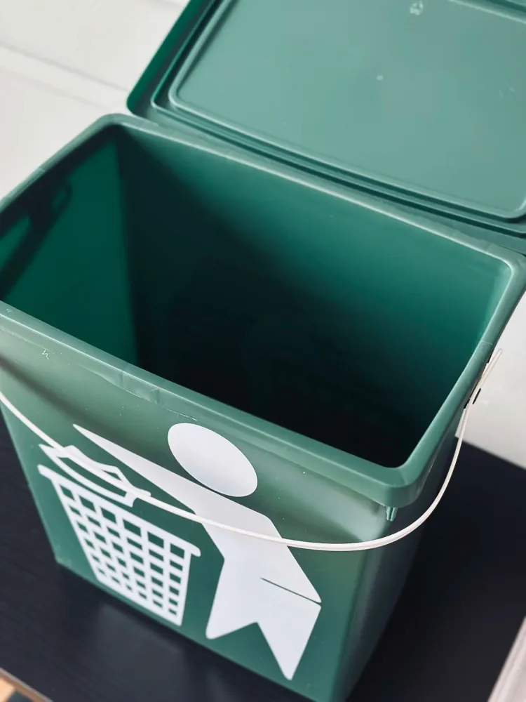 BIO-bøtte med lokk 12 liter – Grønn