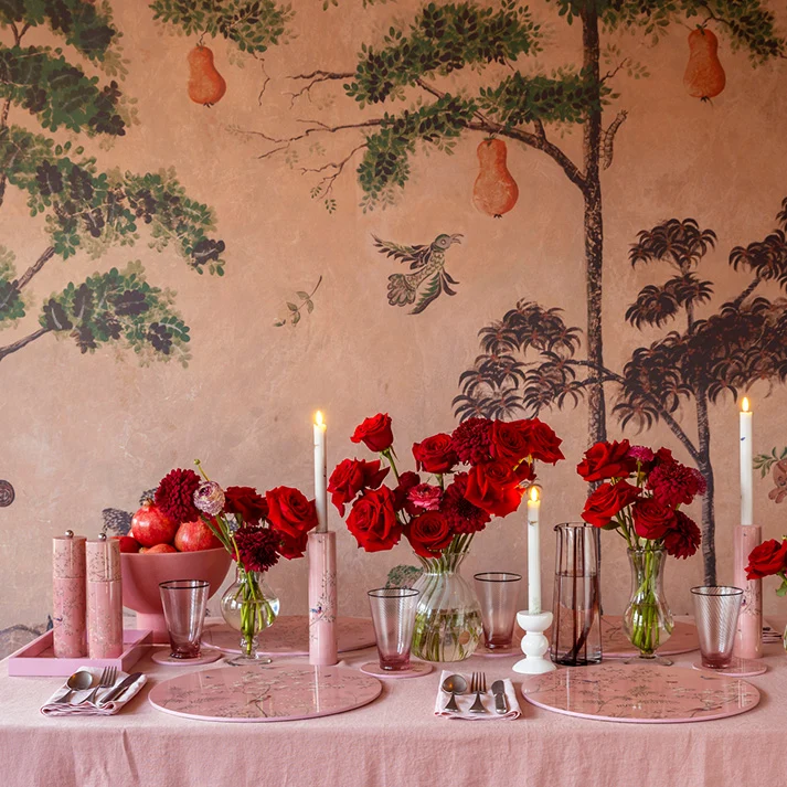 Rosa liten Chinoiserie-brett