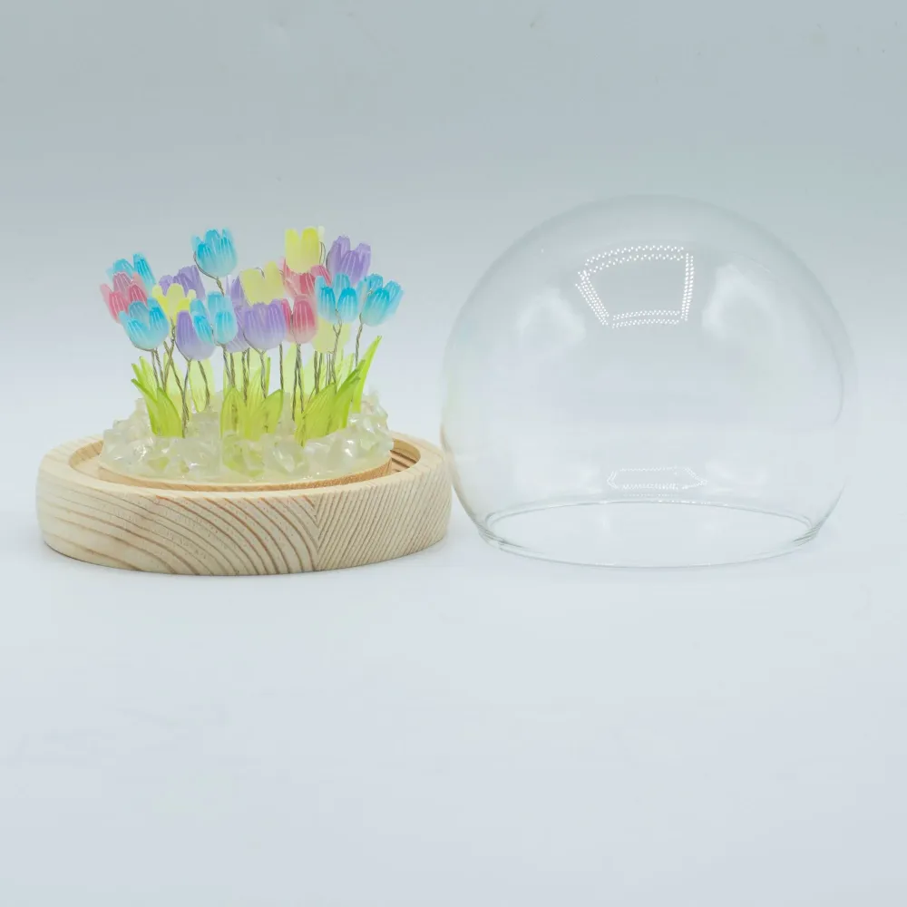 Floral Glow hagedome – 20 flerfargede tulipaner – LED USB