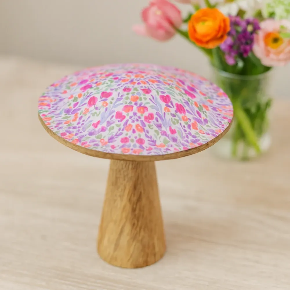 Tre-soppdekor med blomsterpattern