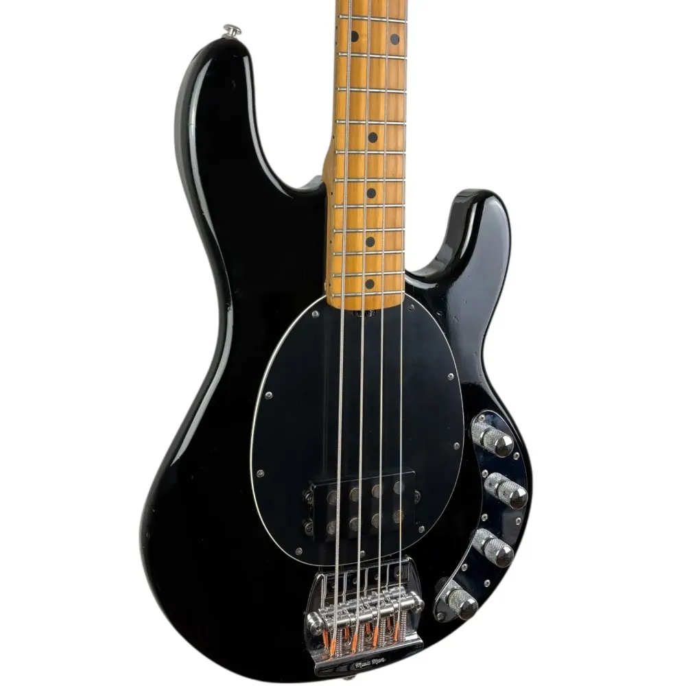 Music Man StingRay EX - Svart