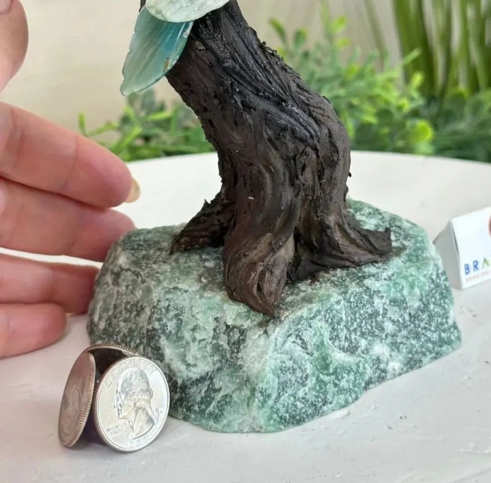NEW / 25cm Tall Handmade Brazilian Green Quartz Gemstone Tree, Green Quartz Base Crystal Parrot Bird, 120 Raw Crystals