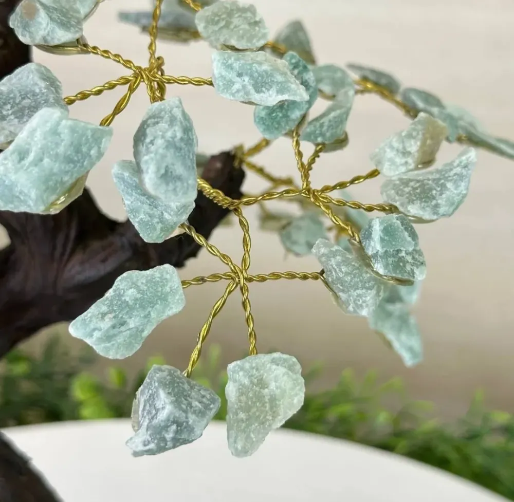 NEW / 25cm Tall Handmade Brazilian Green Quartz Gemstone Tree, Green Quartz Base Crystal Parrot Bird, 120 Raw Crystals