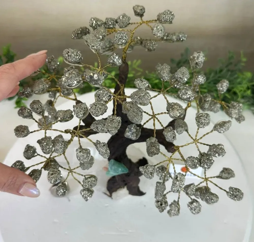 NEW / 25cm Tall Handmade Brazilian PYRITE Gemstone Tree, Quartz Base Crystal Parrot Bird - 120 Crystals