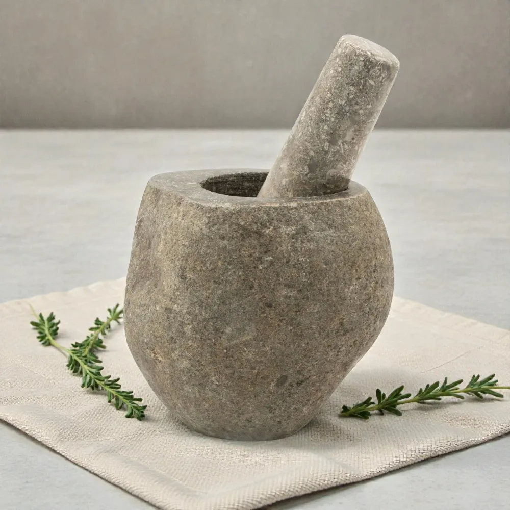 Naturlig elvestein dekorativ morter og støter - Medium (ca. 12x8 cm)