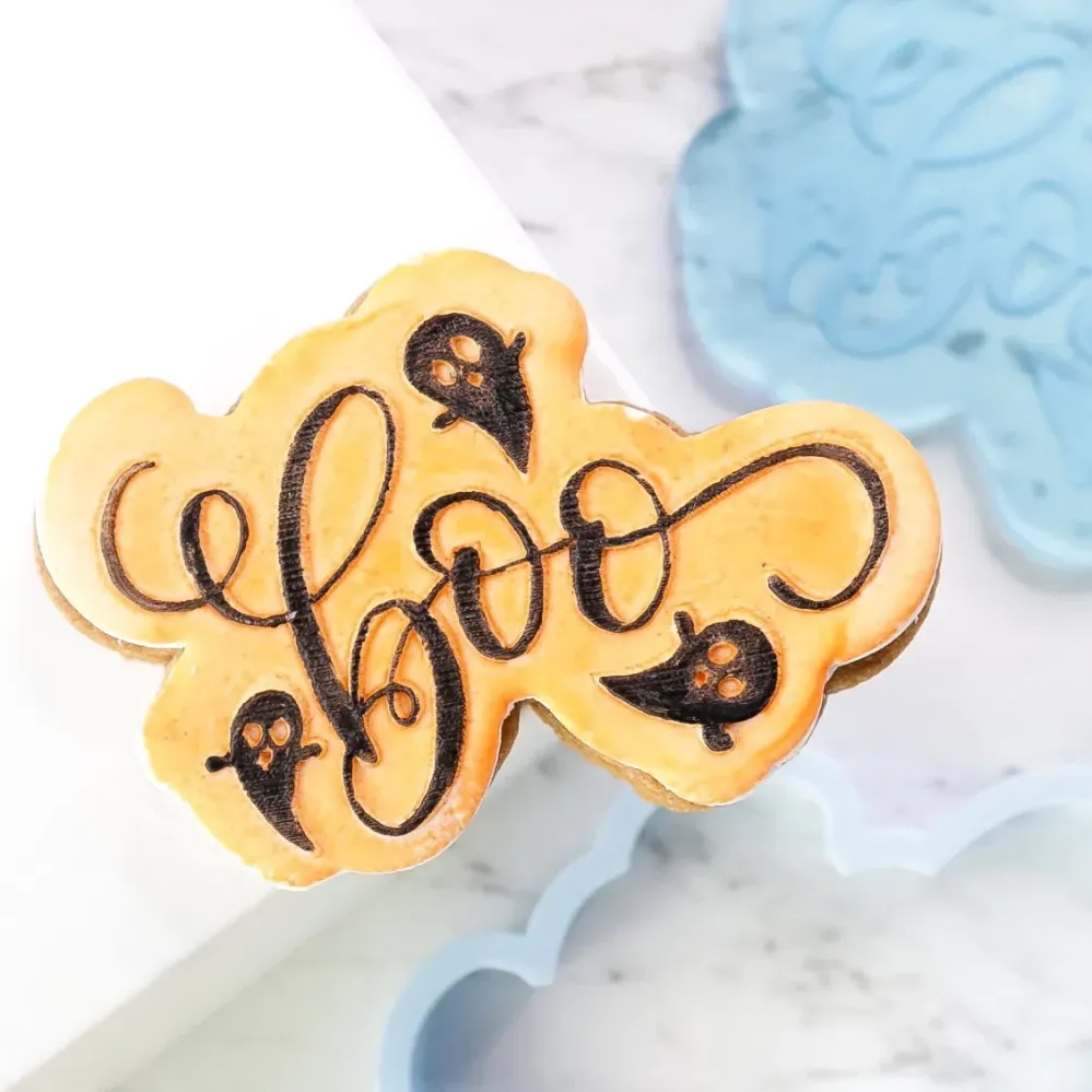 Sweet Stamp OUTboss - Stamp n Cut -Boo-
