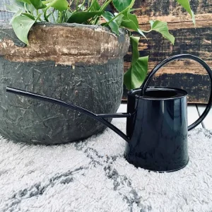 Vannkanne - Blank Svart - 1,5 Liter
