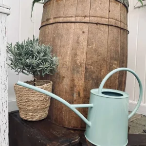 Vannkanne – Lys blå pastell 1,5 liter