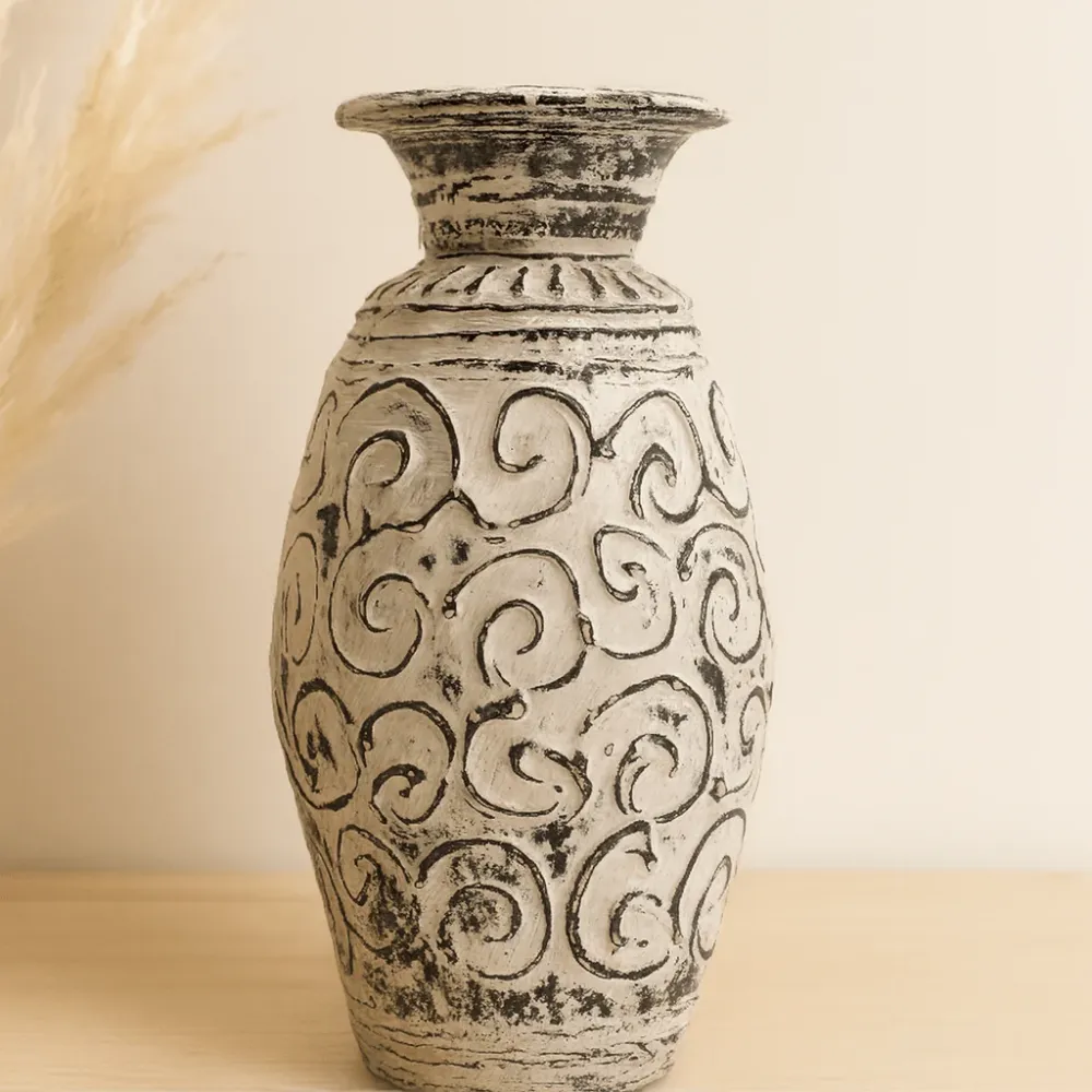 Vase, boho kremfargede snurrer